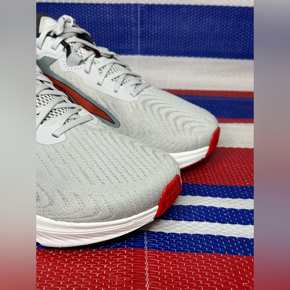 Men's Altra Torin 6 Running Shoes - Size 12 - Gray / Red Athletic Sneakers EUC - Picture 10 of 16